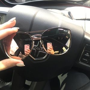 QUAY Cherry Bomb 🍒💣 Sunnies